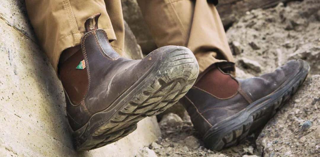 Wearing blundstone boots on a rocky hike